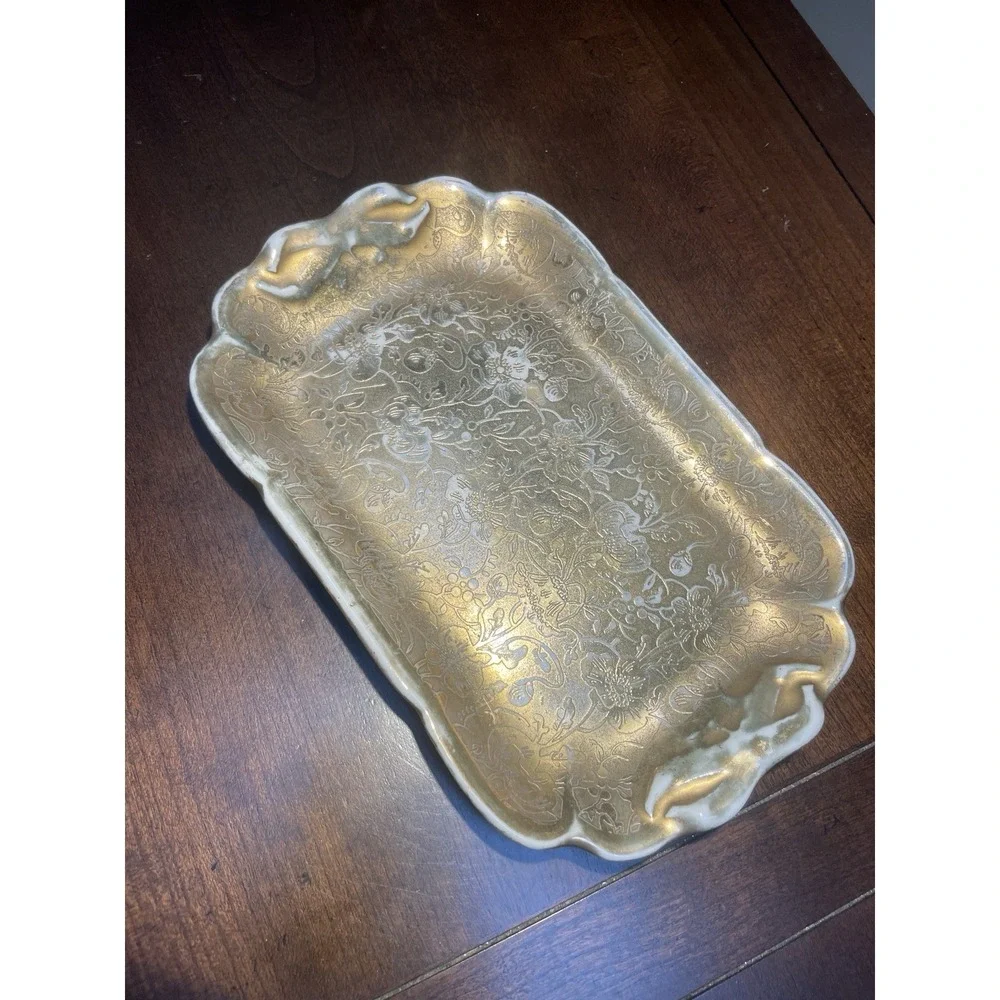 Vtg STOUFFER German SMALL GOLD LEAF Engraved OVER PORCELAIN TRAY Vanity Dish